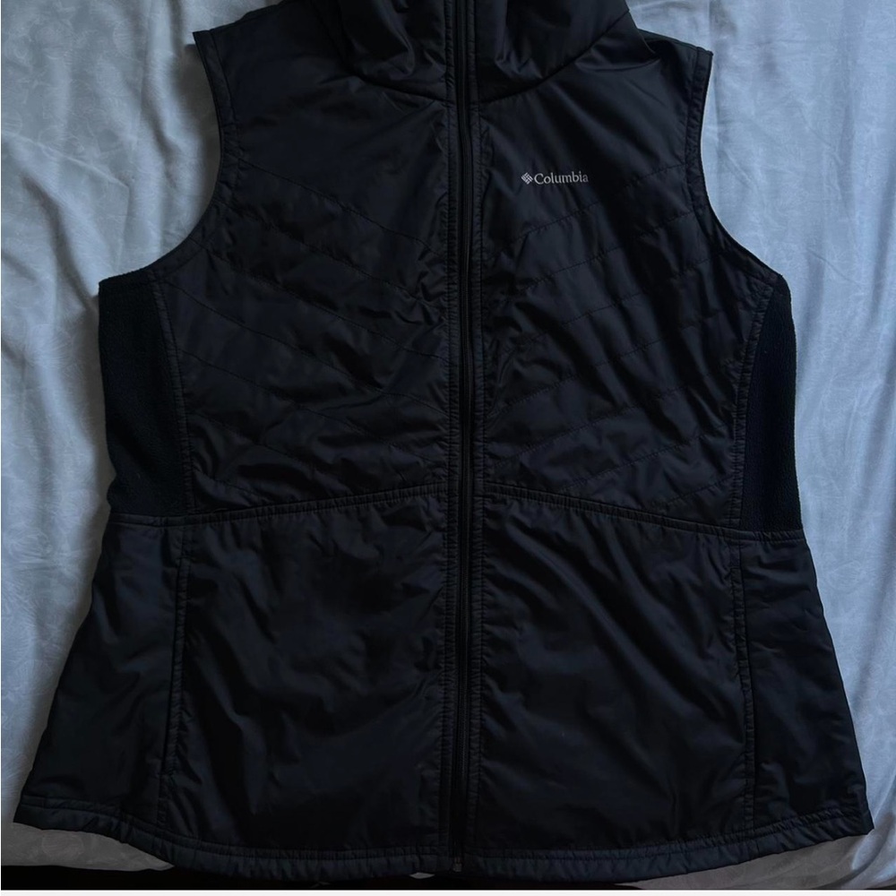 Columbia Black Quilted Vest